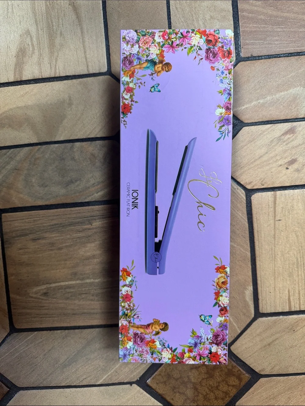 Chic IONIK Purple Ceramic Hair Straightener - Women Hair Tools